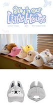 Load image into Gallery viewer, Stray Kids 6th Fanmeeting ‘STAY in Our Little House’ Official MD - SKZOO Plush Cap
