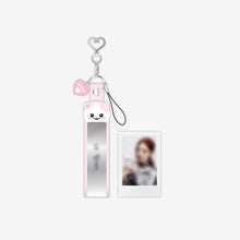 Load image into Gallery viewer, ITZY 2ND WORLD TOUR &#39;BORN TO BE&#39; IN SEOUL OFFICIAL MD - TWINZY CONFETTI HOLDER STRAP
