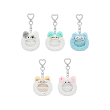 Load image into Gallery viewer, [PREORDER] ITZY x TWINZY POP-UP STORE &#39;ON AIR&#39; OFFICIAL MD - TWINZY Can Badge Holder
