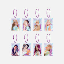 Load image into Gallery viewer, [PREORDER] Hearts2Hearts 'ICONIC HEART' Official MD - Random Acrylic Keyring

