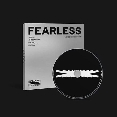 LE SSERAFIM 1st Mini Album 'Fearless' (Monochrome Bouquet Version)