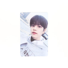 Load image into Gallery viewer, Stray Kids 'Christmas EveL' Soundwave Lucky Draw Benefit Photocard
