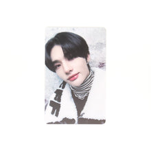 Load image into Gallery viewer, Stray Kids 'Christmas EveL' Soundwave Lucky Draw Benefit Photocard

