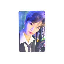 Load image into Gallery viewer, Stray Kids 'Christmas EveL' Official Album Photocard
