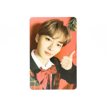 Load image into Gallery viewer, Stray Kids 'Christmas EveL' Official Album Photocard
