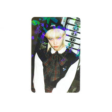 Load image into Gallery viewer, Stray Kids 'Christmas EveL' Official Album Photocard
