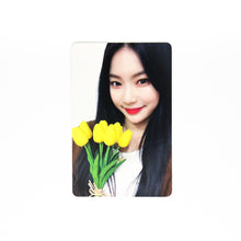 Load image into Gallery viewer, STAYC &#39;Young-Luv.Com&#39; Withdrama VC Benefit Photocard
