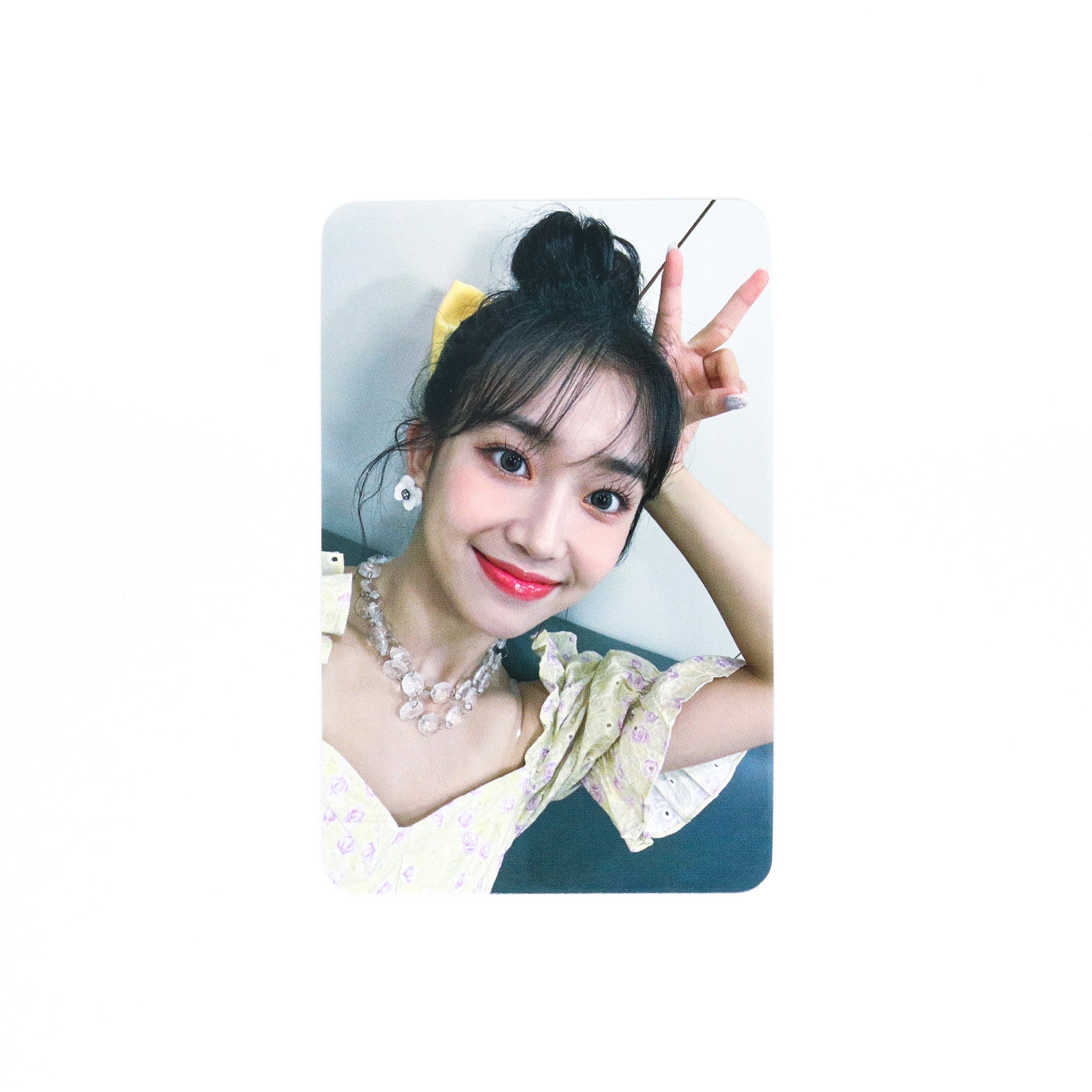 STAYC 'We Need Love' Apple Music Lucky Draw Benefit Photocard – K