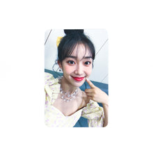 Load image into Gallery viewer, STAYC &#39;We Need Love&#39; Apple Music Lucky Draw Benefit Photocard
