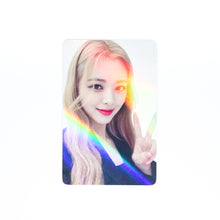 Load image into Gallery viewer, ITZY &#39;Checkmate&#39; Withmuu POB Benefit Photocard
