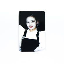 Load image into Gallery viewer, ITZY &#39;Checkmate&#39; Apple Music POB Benefit Photocard
