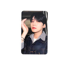 Load image into Gallery viewer, Oneus &#39;Trickster&#39; Apple Music Lucky Draw Benefit Photocard
