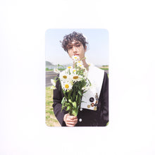 Load image into Gallery viewer, Stray Kids &#39;Maxident&#39; Barnes &amp; Nobles POB Photocard
