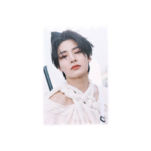Load image into Gallery viewer, Stray Kids 'Maxident' Sony Music Japan POB Benefit Photocard

