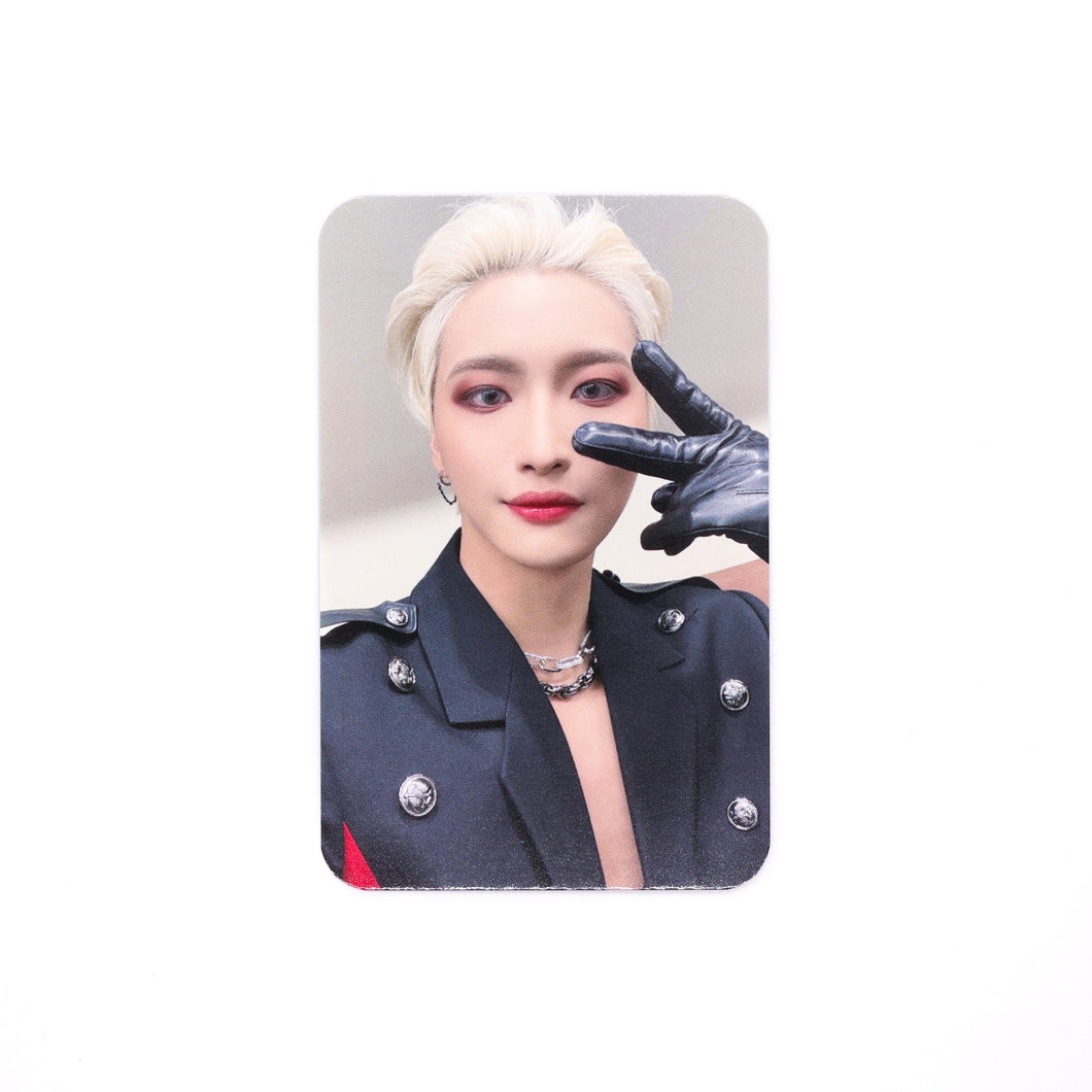 ATEEZ 'The World Ep.1: Movement' Soundwave Lucky Draw Round 4 Benefit Photocard