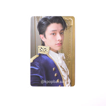 Load image into Gallery viewer, Enhypen &#39;Border: Carnival&#39; Official Album PhotocardEnhypen &#39;Border: Carnival&#39; Official Album Photocard
