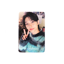 Load image into Gallery viewer, Stray Kids &#39;Home, Sweet Home&#39; 3rd Generation Fanclub Photocard
