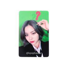 Load image into Gallery viewer, ITZY &#39;Cheshire&#39; Withmuu POB Benefit Photocard

