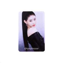 Load image into Gallery viewer, ITZY &#39;Cheshire&#39; Blue Dream Media POB Benefit Photocard
