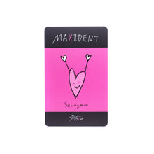 Load image into Gallery viewer, Stray Kids &#39;Maxident&#39; Unveil 11 Soundwave Offline Event Lucky Draw Benefit Photocard
