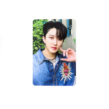 Load image into Gallery viewer, Stray Kids &#39;Maxident&#39; Blue Dream Media POB Benefit Photocard

