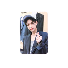 Load image into Gallery viewer, Stray Kids &#39;Maxident&#39; KTOWN4U POB Benefit Photocard
