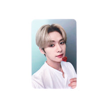 Load image into Gallery viewer, Stray Kids &#39;Maxident&#39; MMT VC Benefit Photocard
