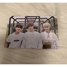 Load image into Gallery viewer, Stray Kids Official Album Cle 2: Yellow Wood Limited Unit Photocard
